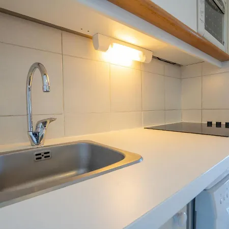 Апартаменты L'esquinade - G4 125 By Interhome *
