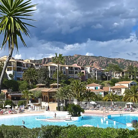 L'esquinade - G4 125 By Interhome Apartman